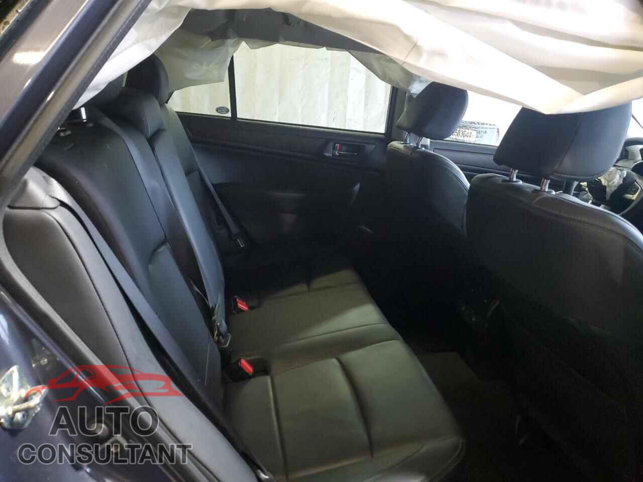 SUBARU OUTBACK 2017 - 4S4BSANC2H3217602