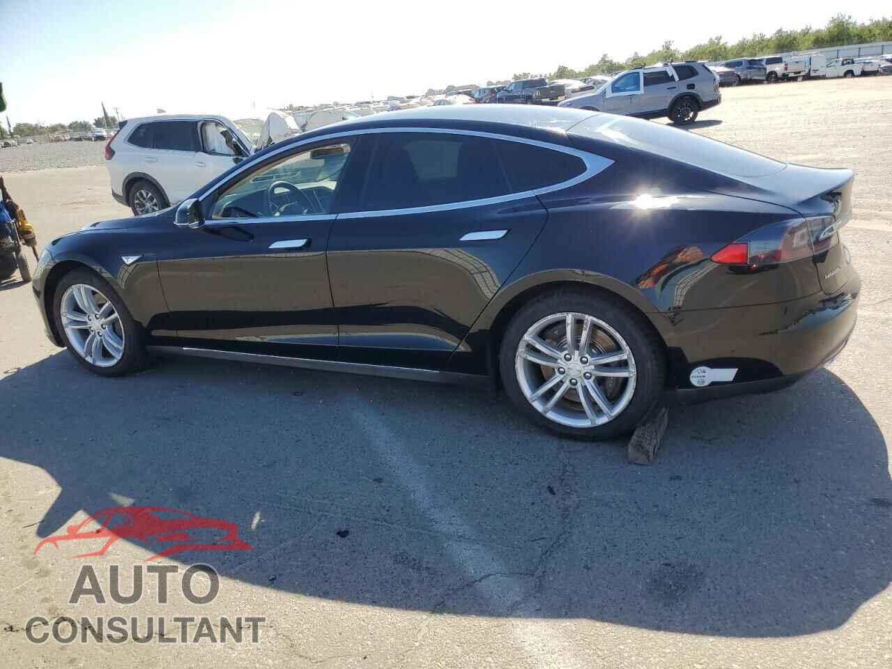 TESLA MODEL S 2014 - 5YJSA1H16EFP32795