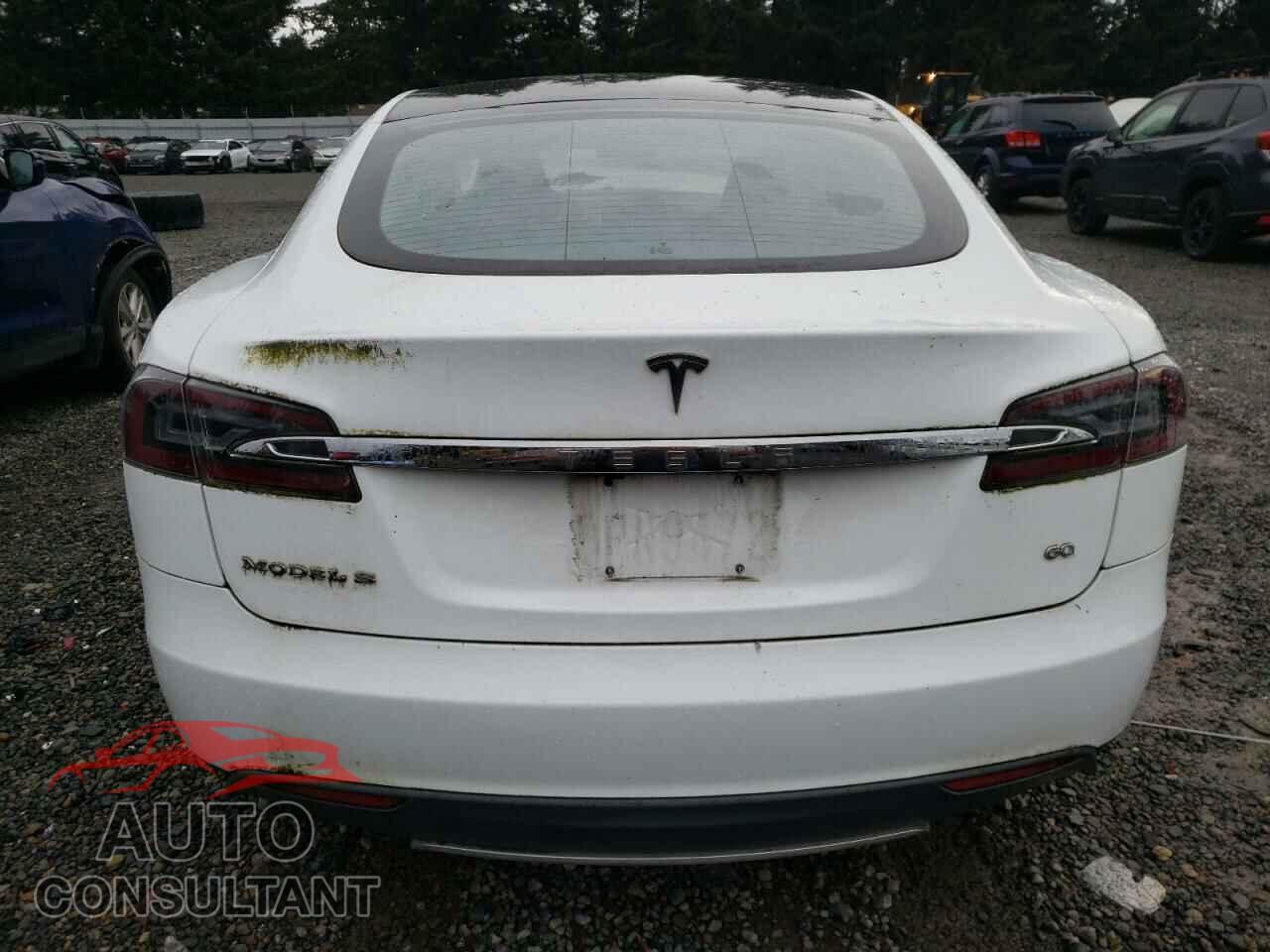 TESLA MODEL S 2013 - 5YJSA1AG6DFP11376
