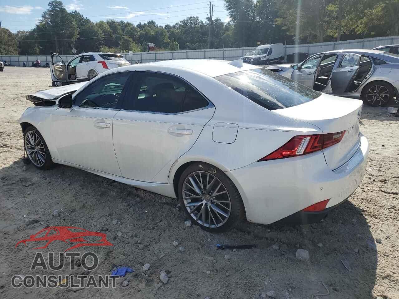 LEXUS IS 2015 - JTHBF1D28F5057601