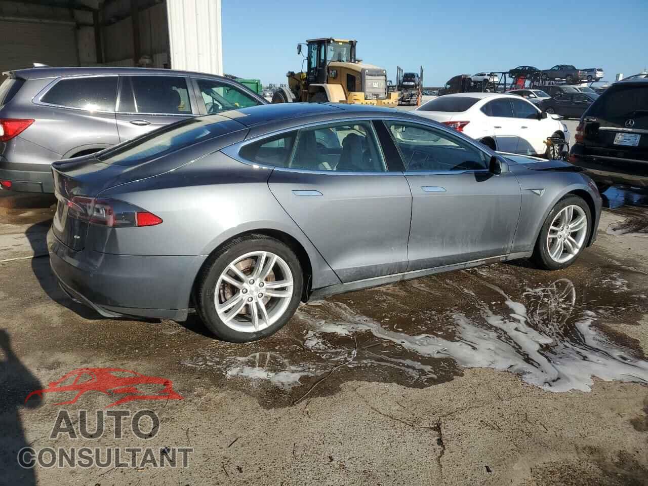 TESLA MODEL S 2014 - 5YJSA1S17EFP32619