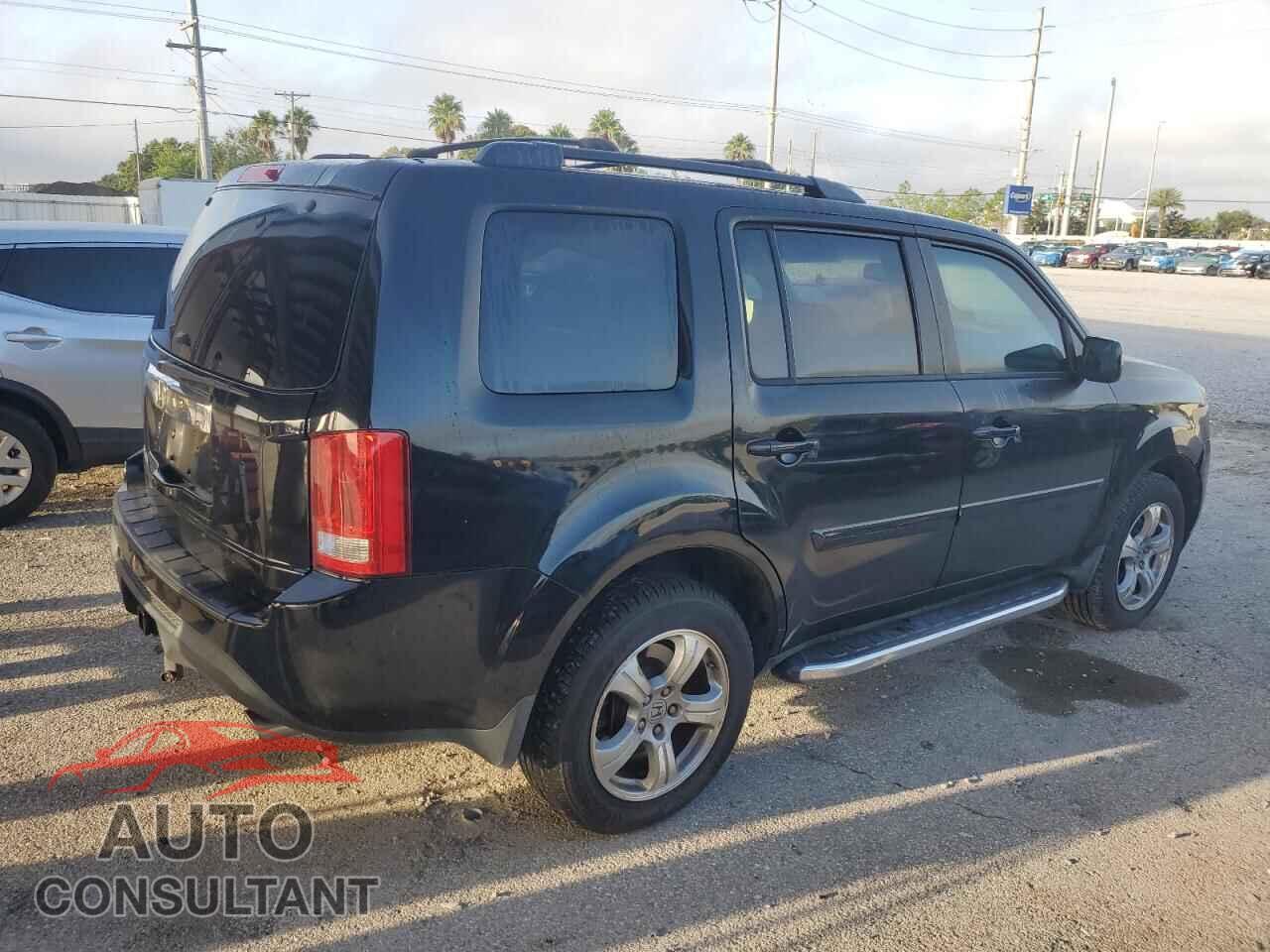 HONDA PILOT 2013 - 5FNYF3H54DB007611
