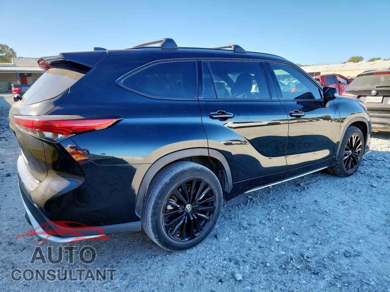TOYOTA HIGHLANDER 2023 - 5TDKDRAH5PS020029