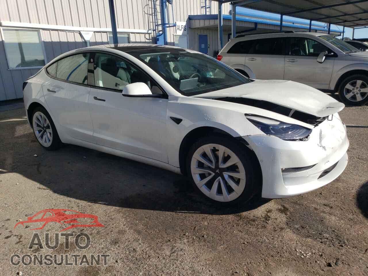TESLA MODEL 3 2022 - 5YJ3E1EB3NF157528