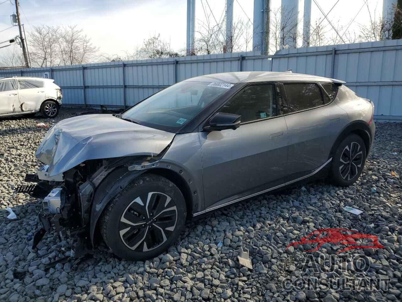 KIA EV6 LIGHT 2022 - KNDC3DLCXN5076868