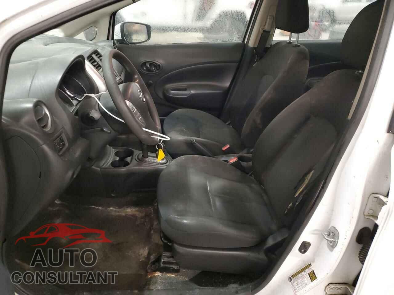 NISSAN VERSA 2015 - 3N1CE2CP4FL420250