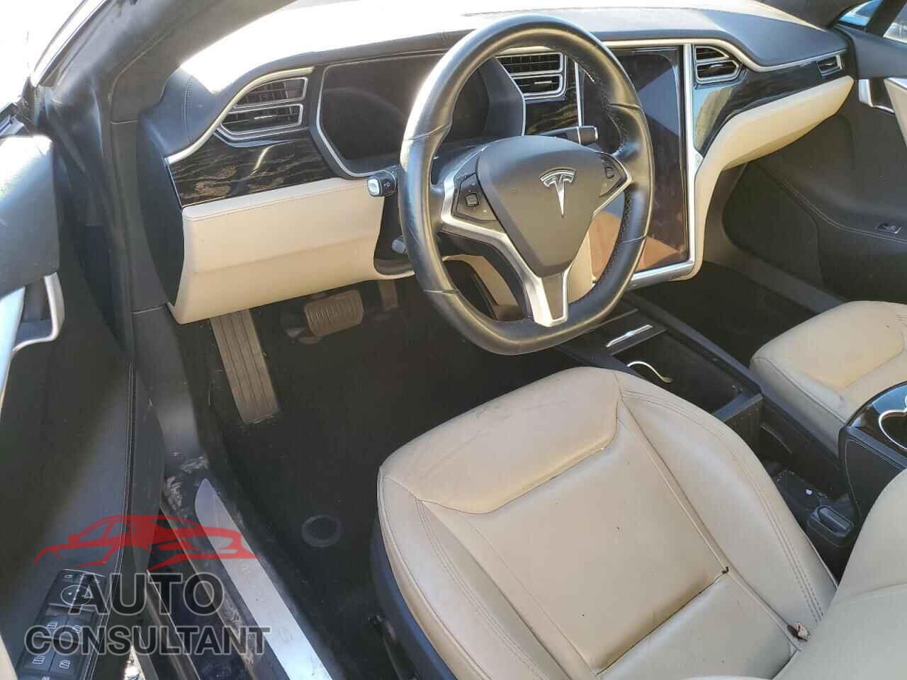 TESLA MODEL S 2016 - 5YJSA1E1XGF156300