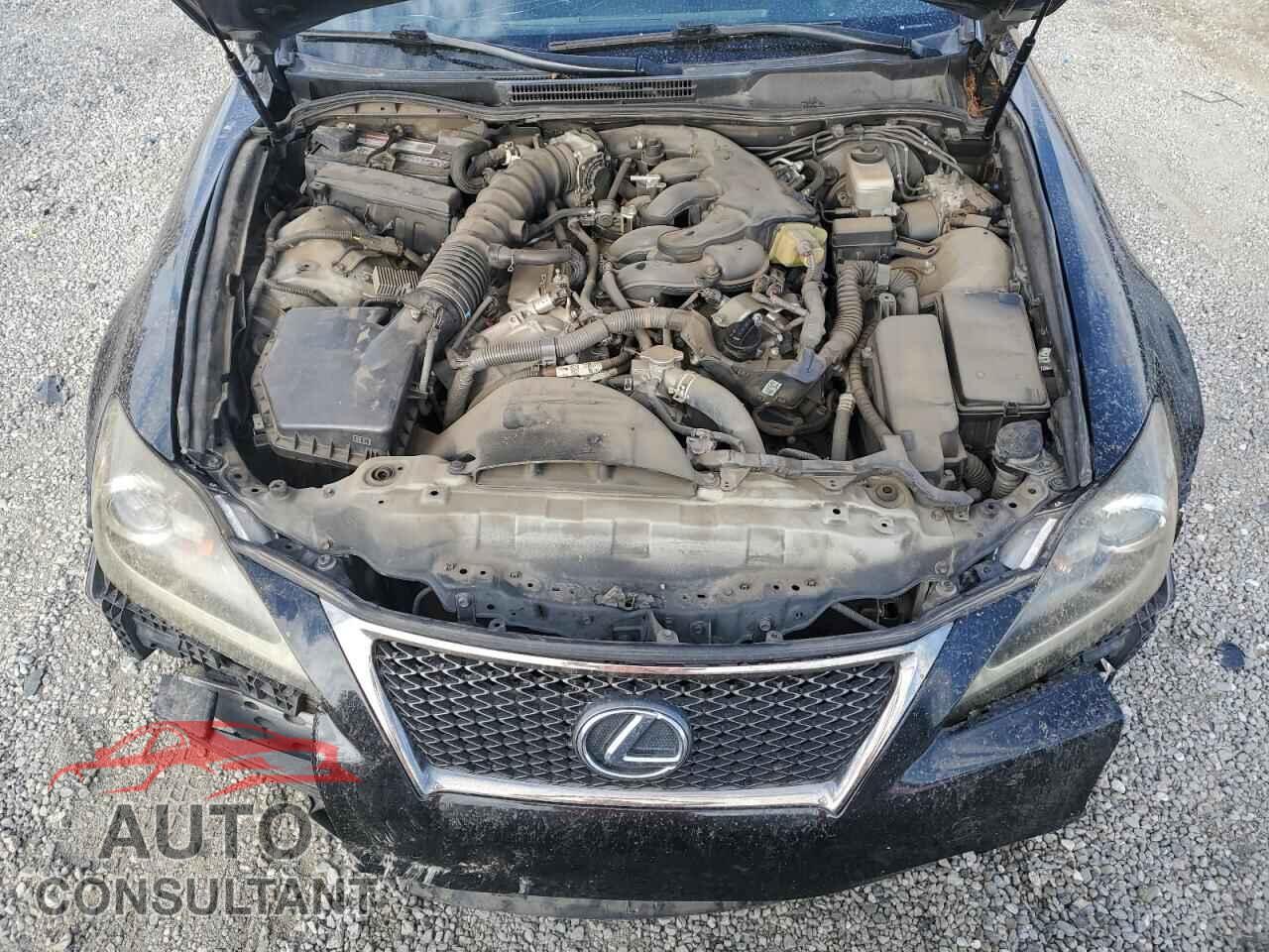 LEXUS IS 2013 - JTHBF5C28D5190428