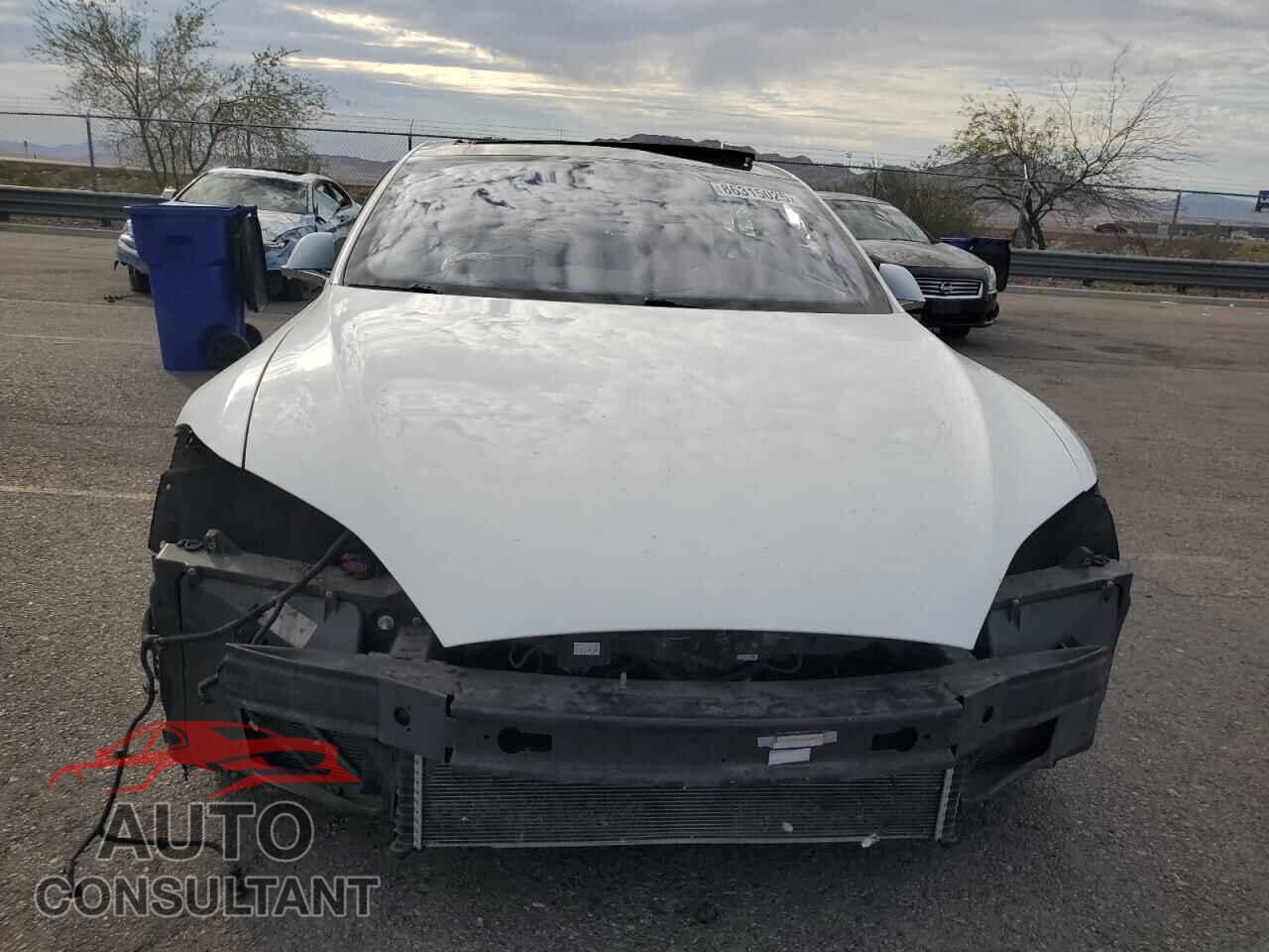 TESLA MODEL S 2016 - 5YJSA1E26GF125389