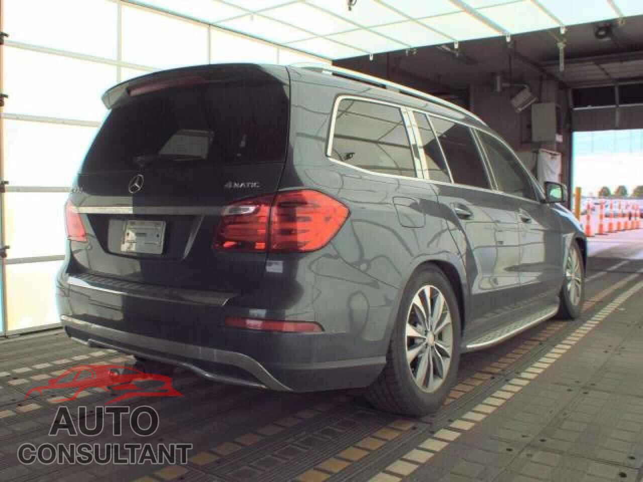 MERCEDES-BENZ GL-CLASS 2013 - 4JGDF7CE4DA109766