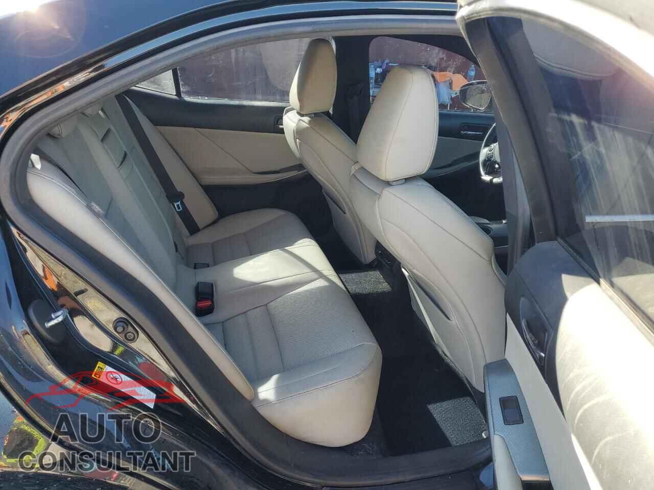 LEXUS IS 2014 - JTHBF1D26E5003907