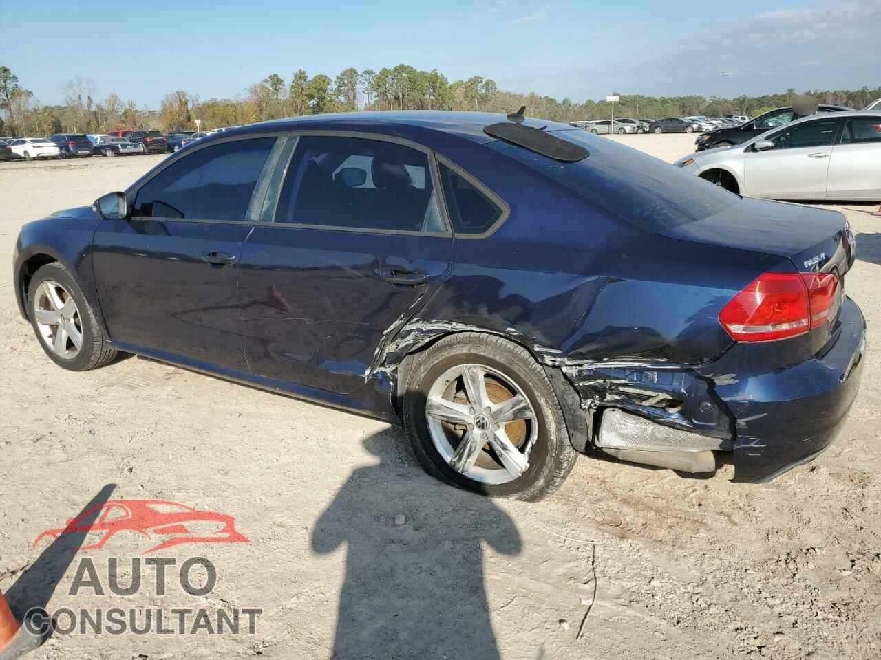 VOLKSWAGEN PASSAT 2014 - 1VWAP7A38EC012966