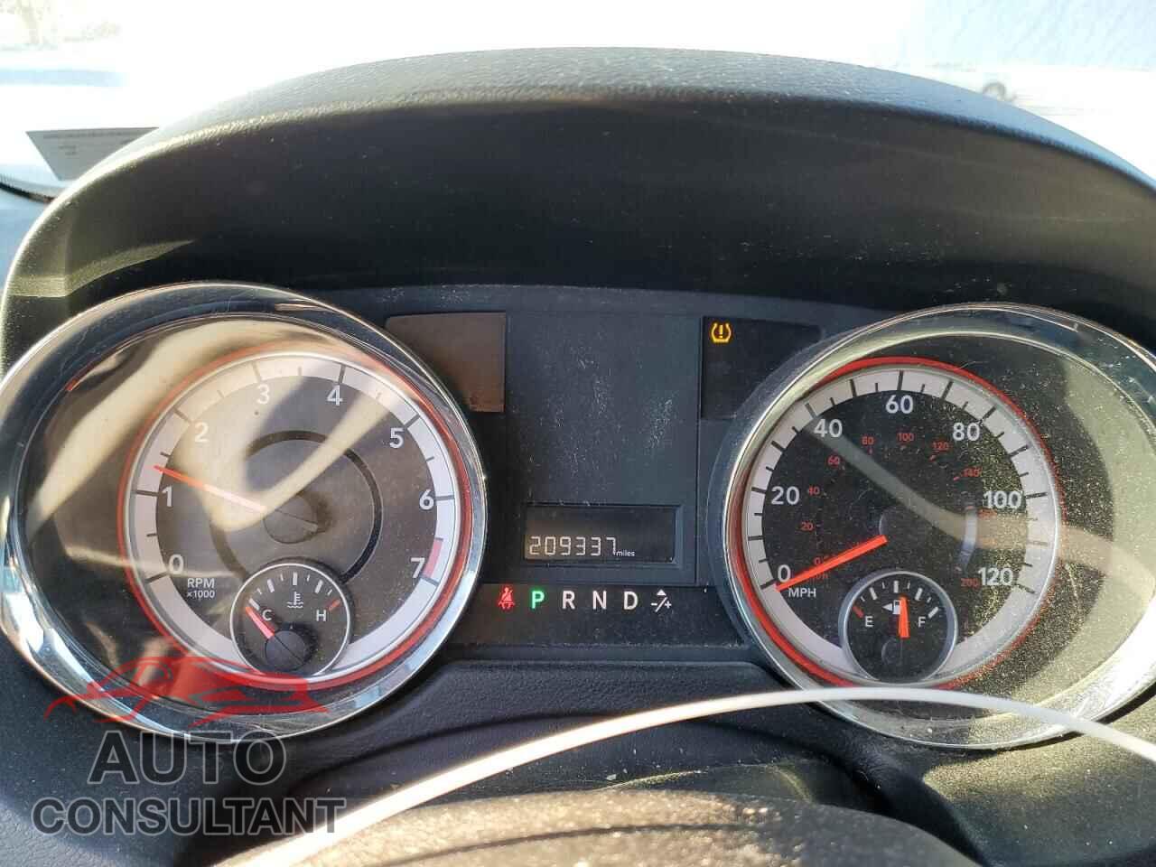 DODGE CARAVAN 2011 - 2D4RN4DG3BR763973