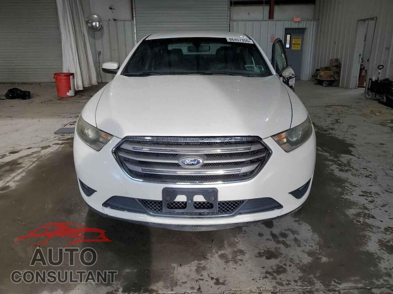 FORD TAURUS 2014 - 1FAHP2E81EG130429