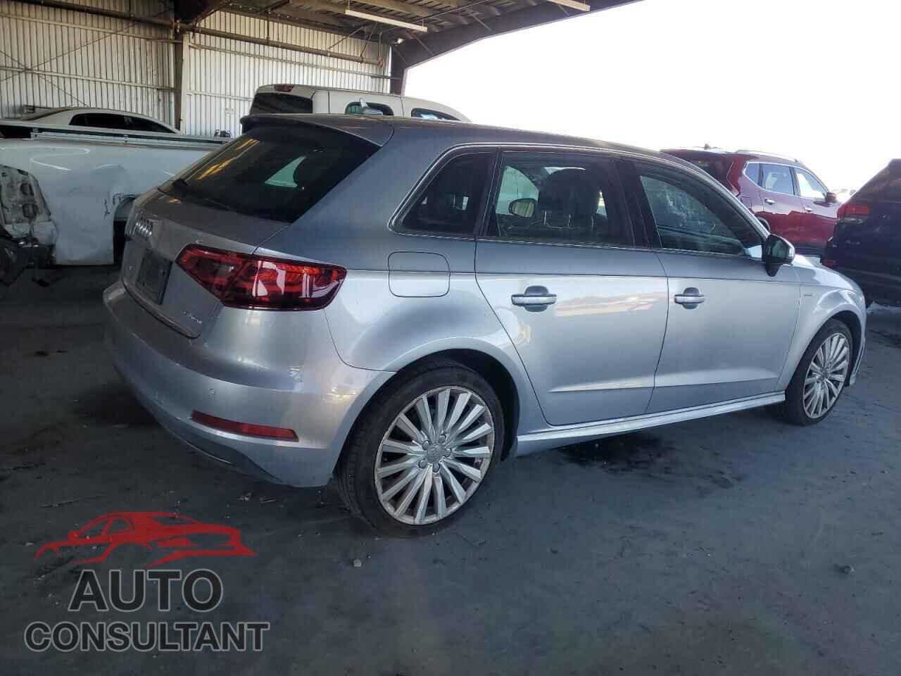 AUDI A3 2016 - WAUTPBFF4GA098502