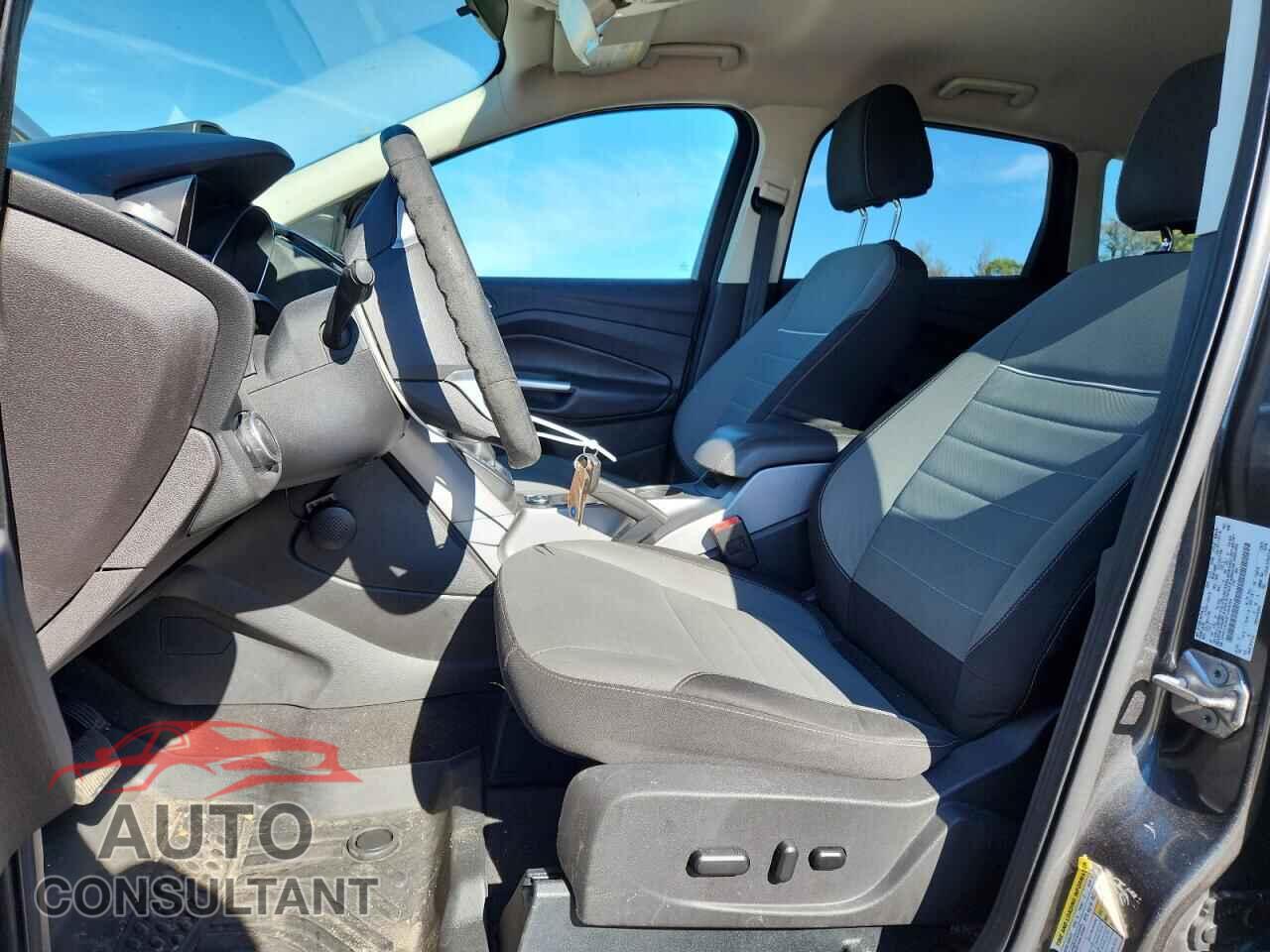 FORD ESCAPE 2015 - 1FMCU9G94FUB08368