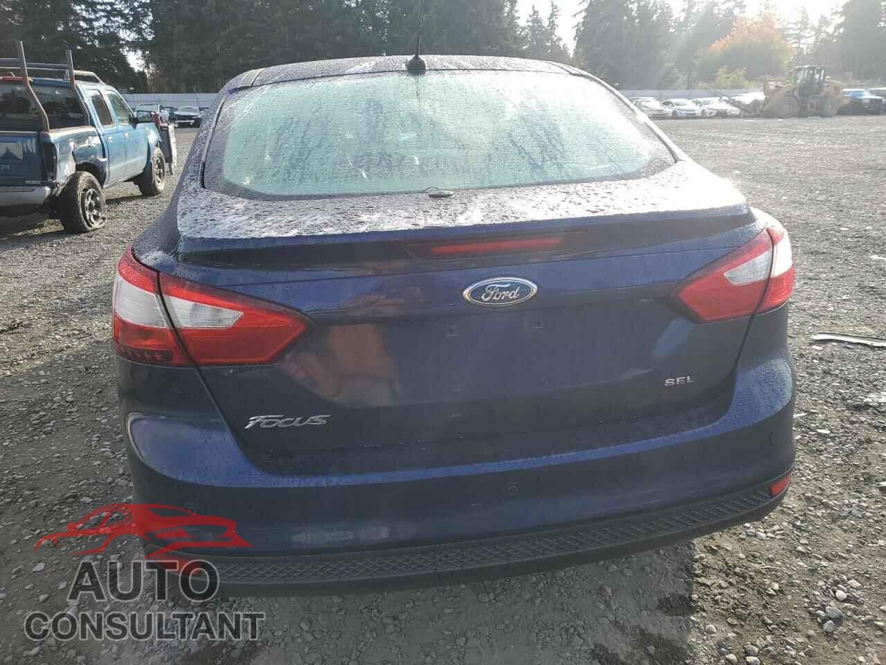 FORD FOCUS 2012 - 1FAHP3H27CL105231