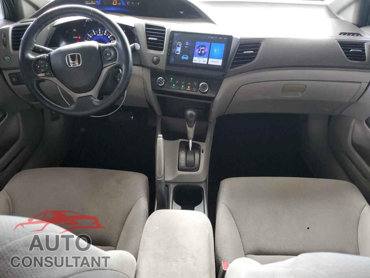 HONDA CIVIC 2012 - 2HGFB2F55CH611615