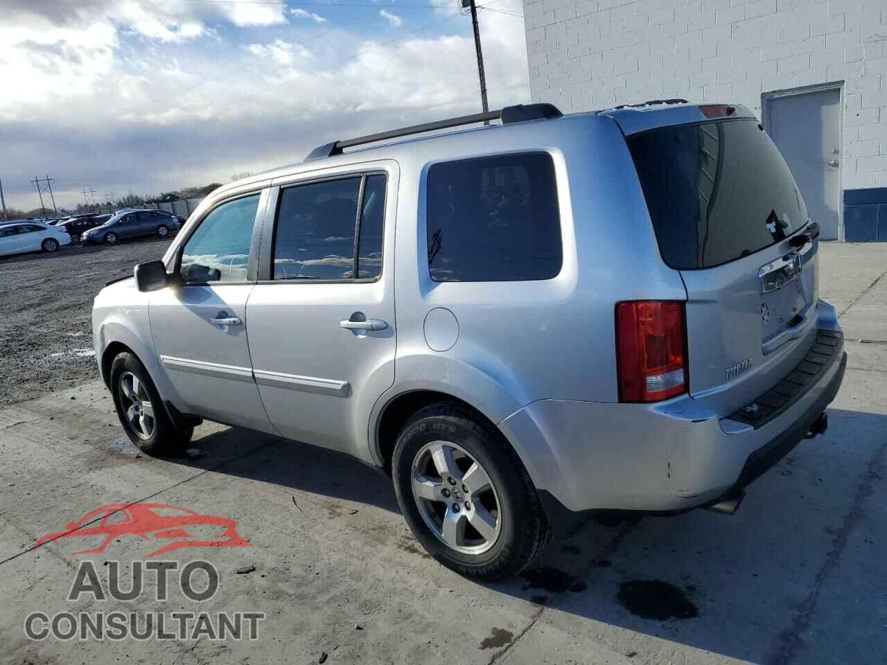 HONDA PILOT 2011 - 5FNYF4H74BB094690