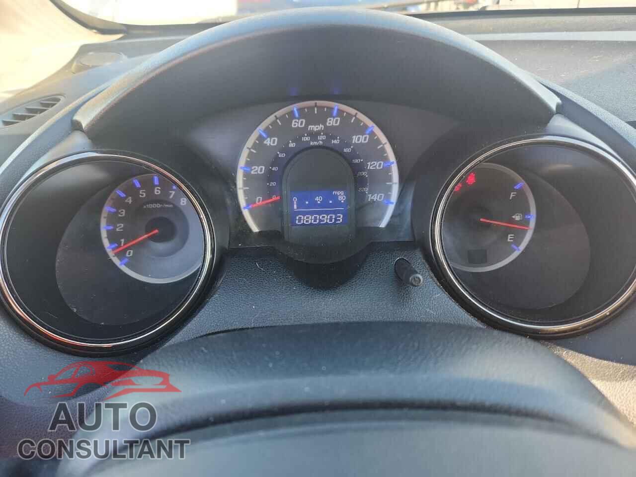 HONDA FIT 2013 - JHMGE8H57DC010946