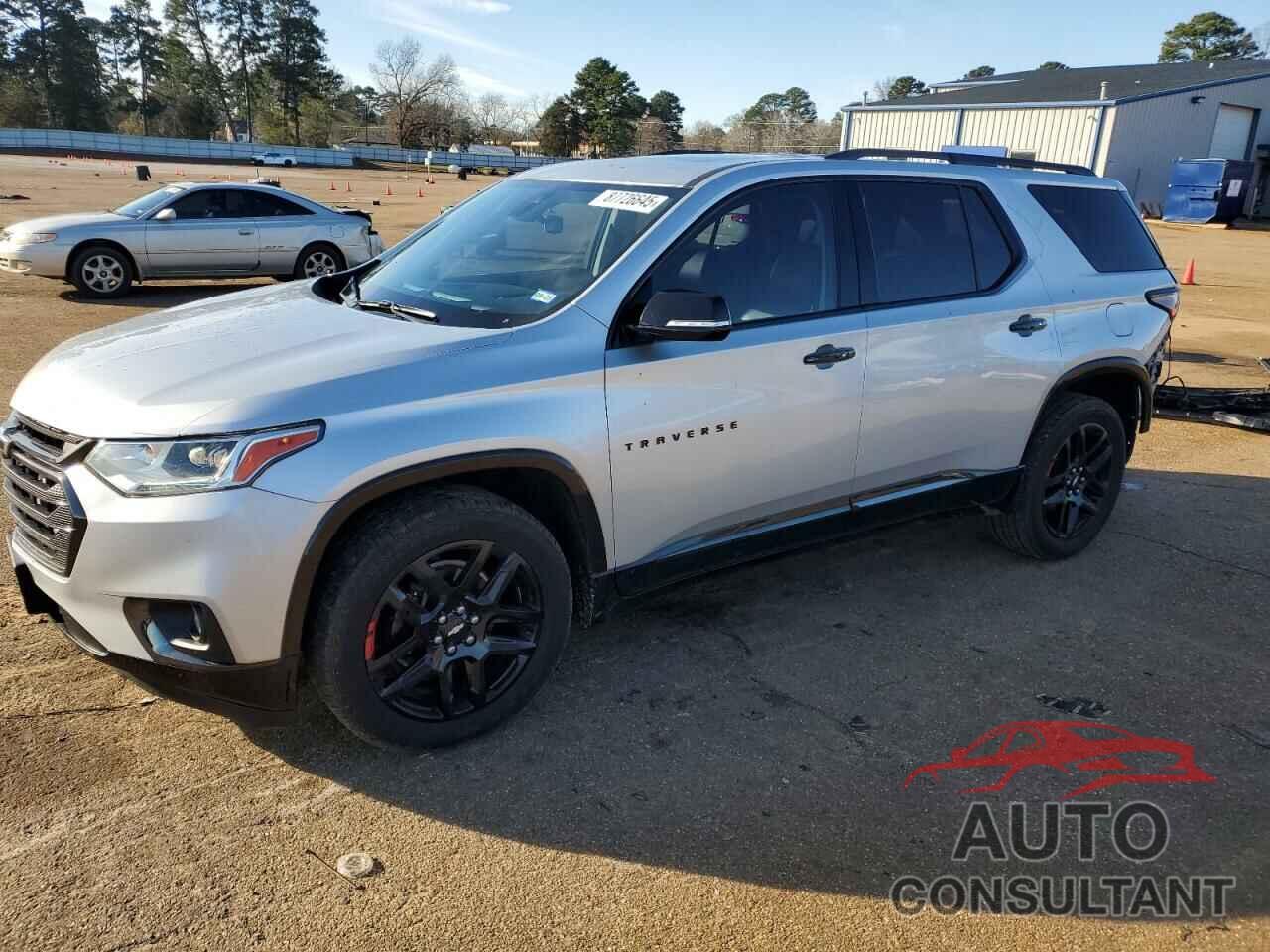 CHEVROLET TRAVERSE 2018 - 1GNERKKW6JJ132241