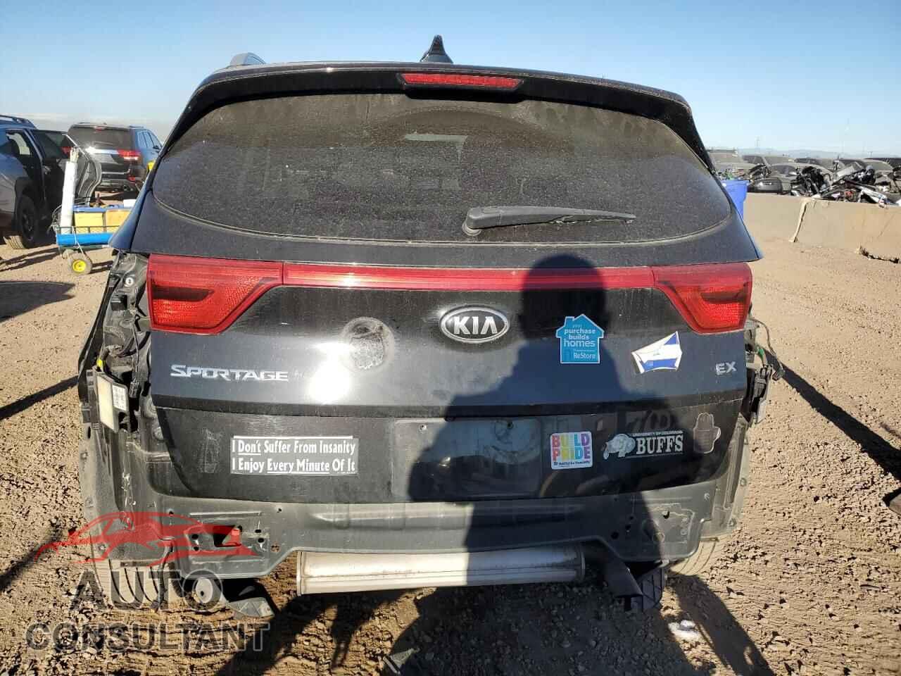 KIA SPORTAGE 2017 - KNDPNCAC8H7204641