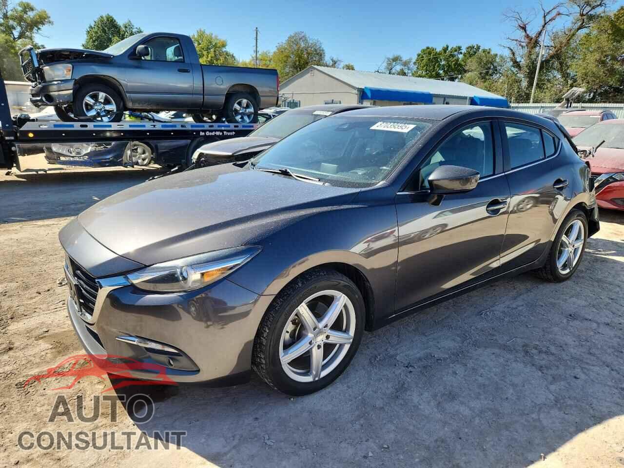 MAZDA 3 2017 - 3MZBN1M30HM129589