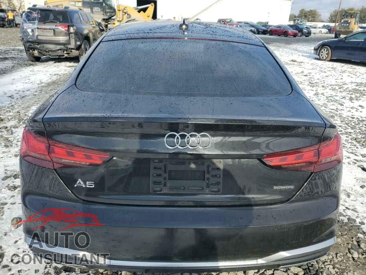 AUDI A5 2021 - WAUDACF55MA018574