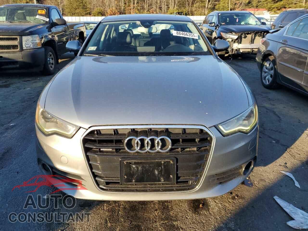 AUDI A6 2012 - WAUGGAFC1CN069558