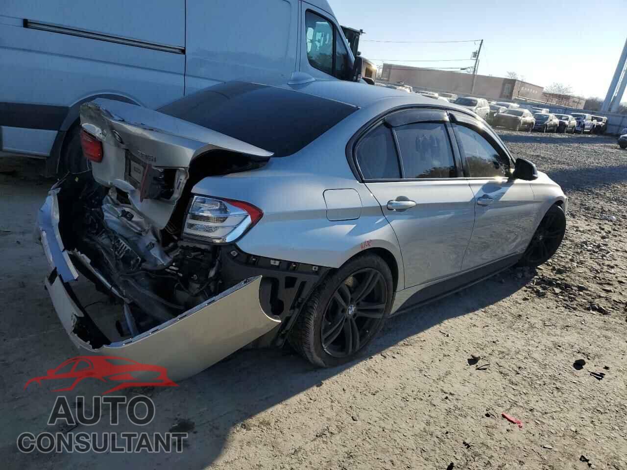 BMW 3 SERIES 2013 - WBA3B9C57DF586361