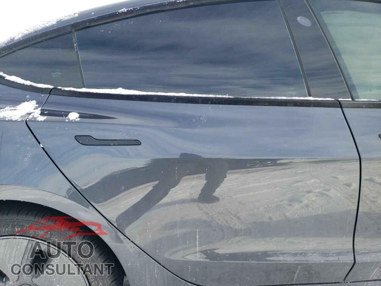 TESLA MODEL 3 2021 - 5YJ3E1EB6MF037219