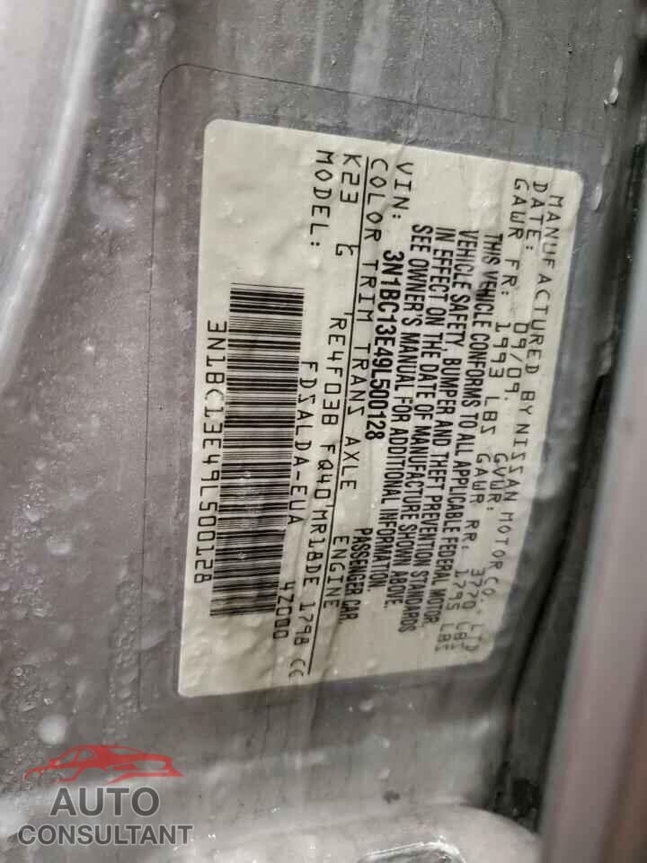 NISSAN VERSA 2009 - 3N1BC13E49L500128