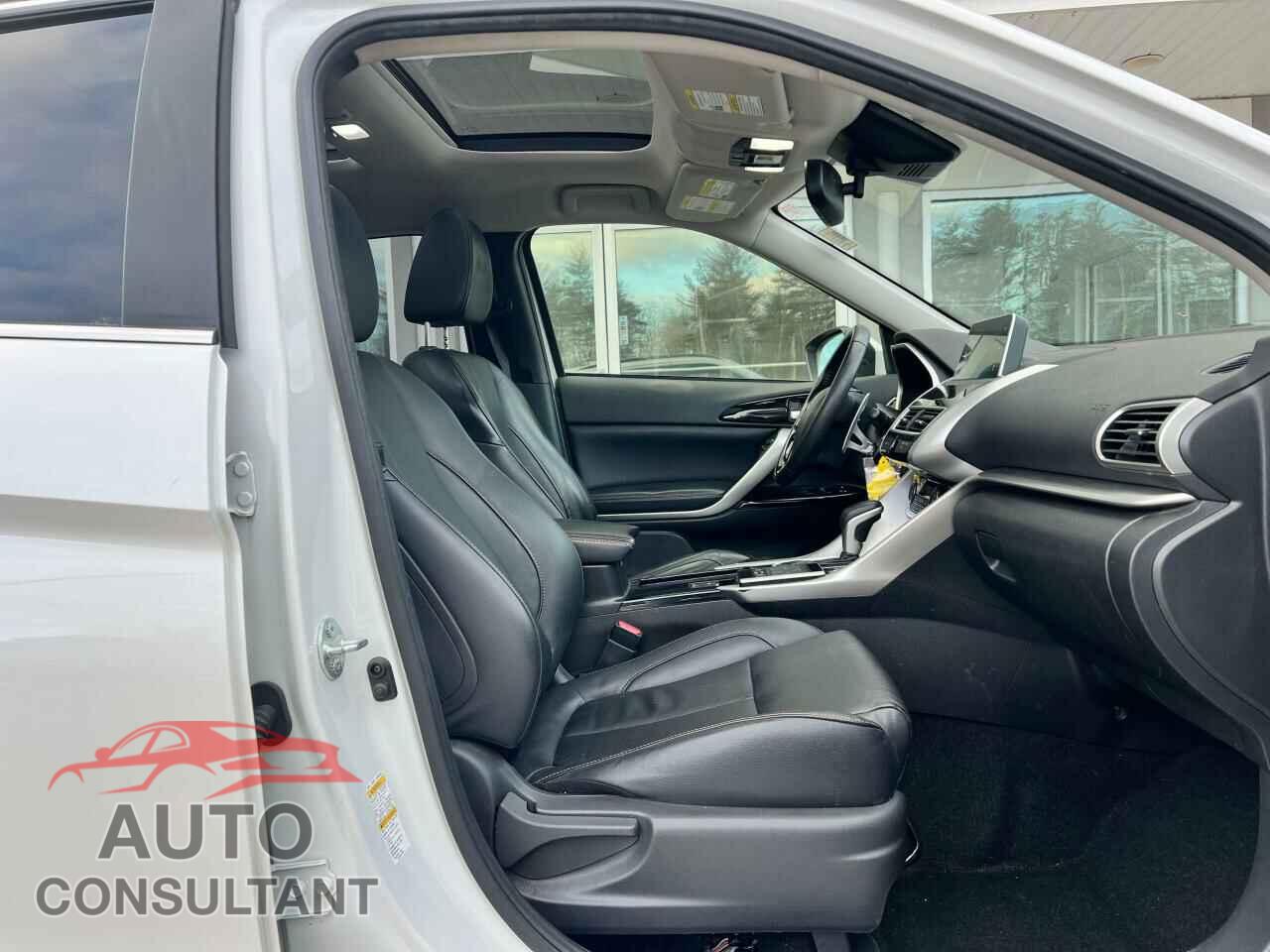 MITSUBISHI ECLIPSE 2019 - JA4AT5AA5KZ000360