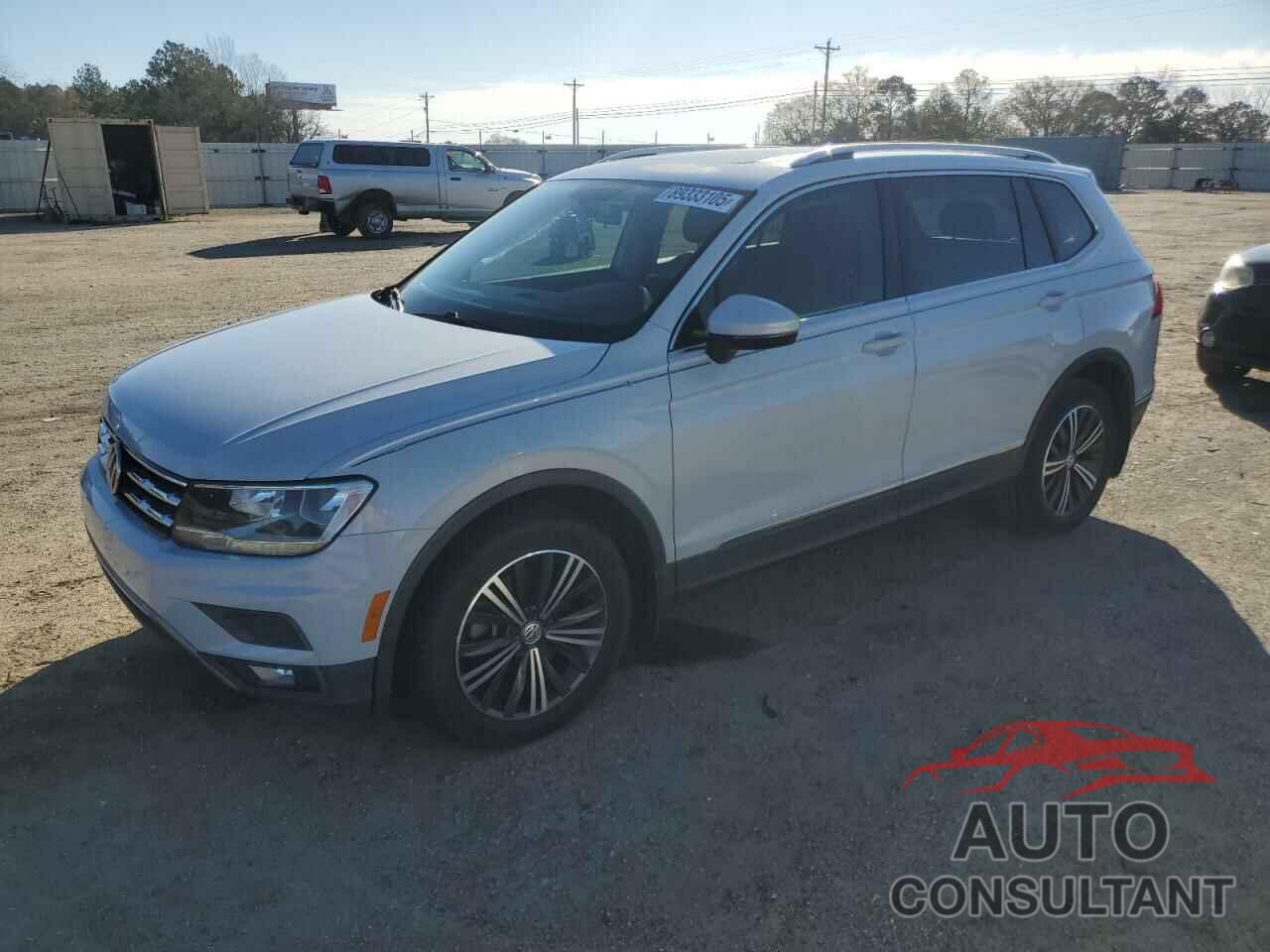 VOLKSWAGEN TIGUAN 2018 - 3VV3B7AX9JM069197