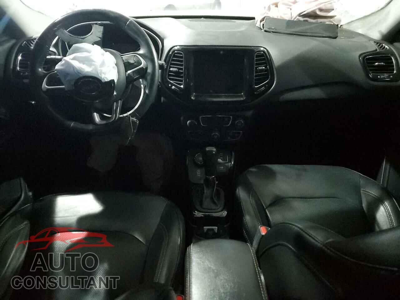 JEEP COMPASS 2018 - 3C4NJDCB4JT480037
