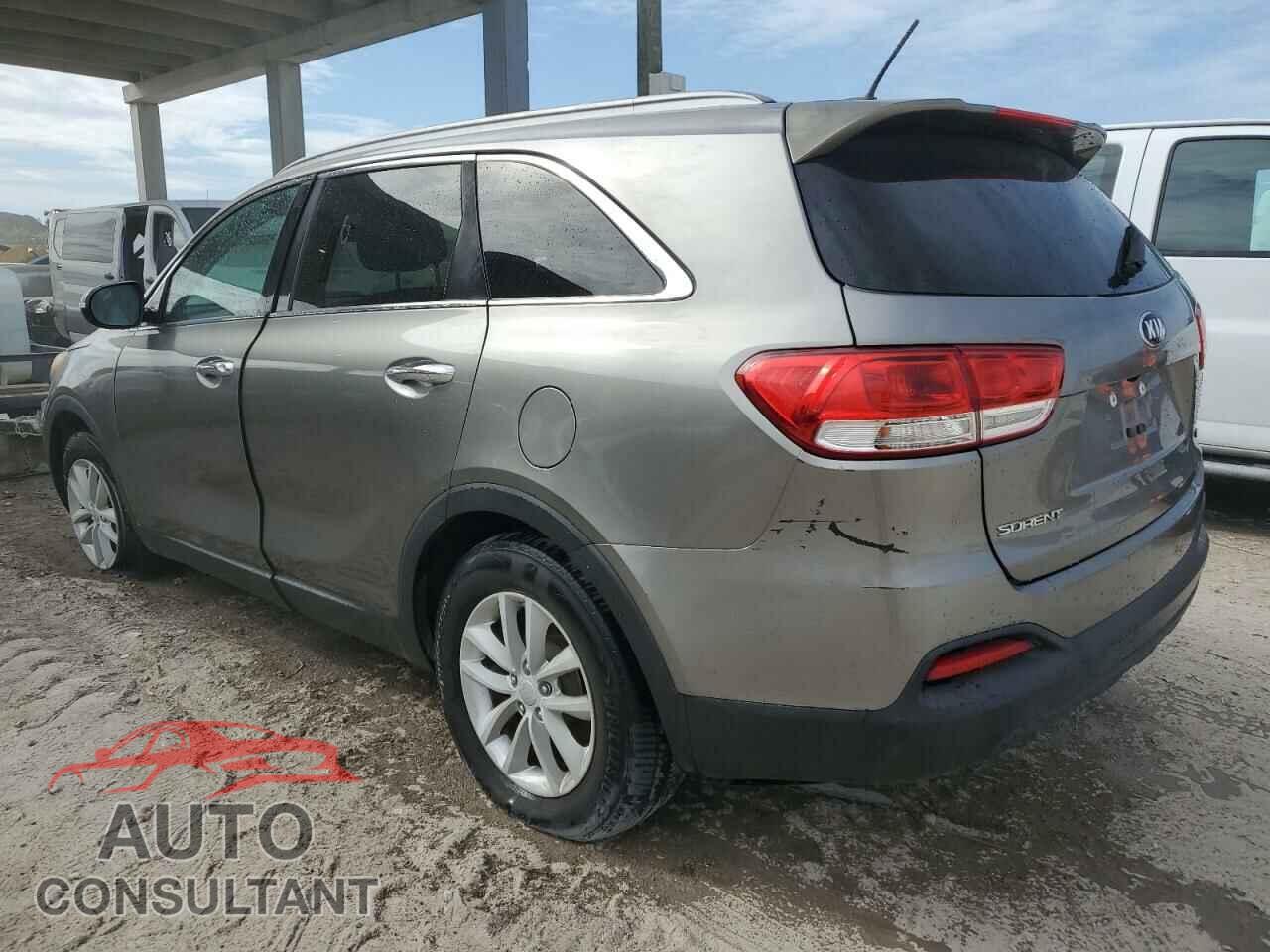 KIA SORENTO 2017 - 5XYPG4A59HG208945