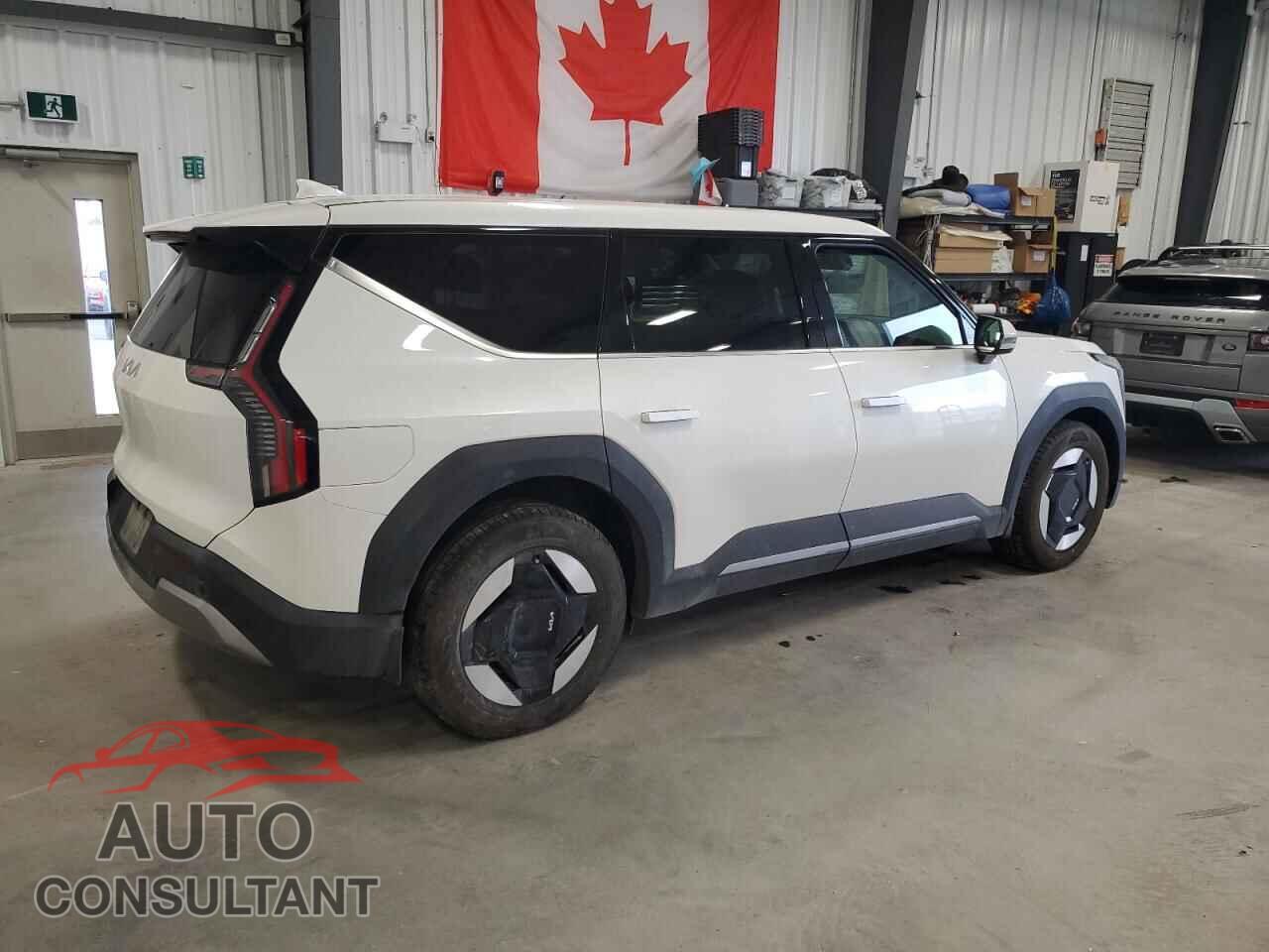 KIA EV9 LIGHT 2024 - KNDAB5S19R6020016