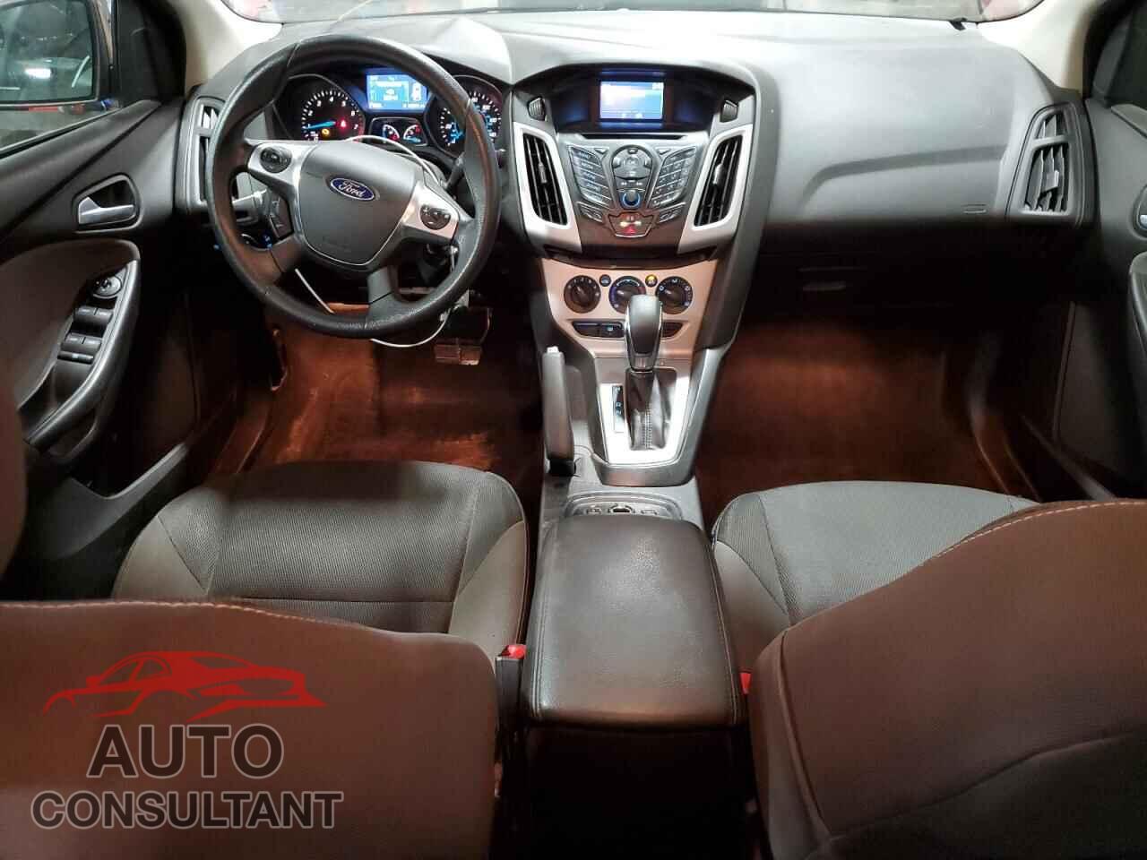 FORD FOCUS 2014 - 1FADP3F21EL413581