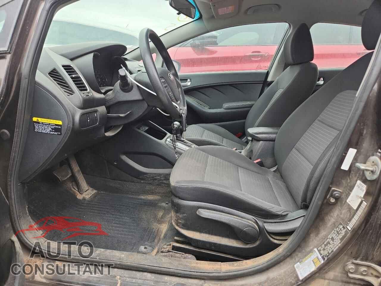 KIA FORTE 2018 - 3KPFL4A7XJE164630