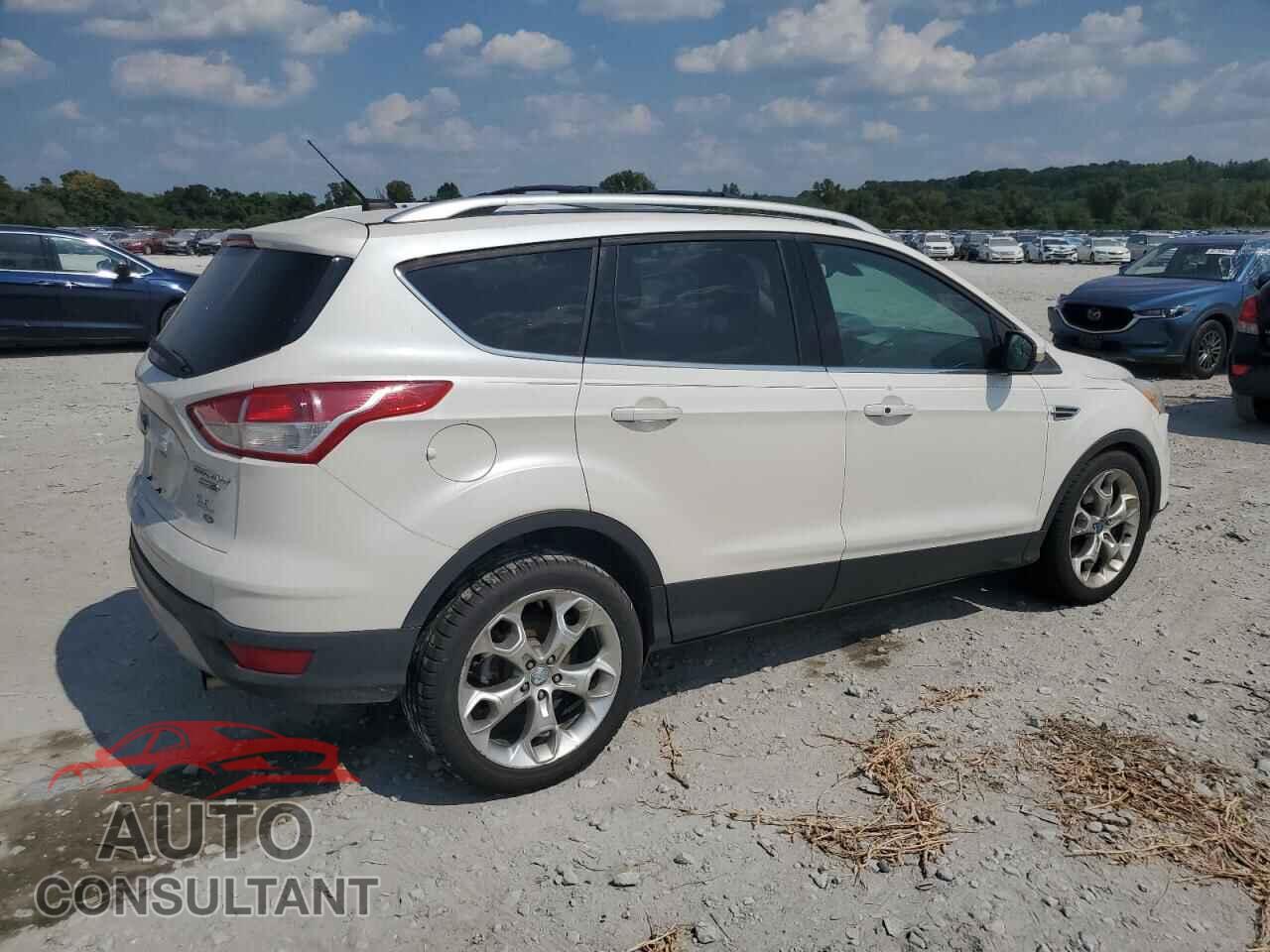 FORD ESCAPE 2013 - 1FMCU9J96DUC14410