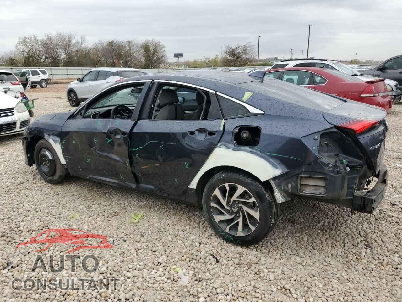 HONDA CIVIC 2018 - 2HGFC2F73JH500301