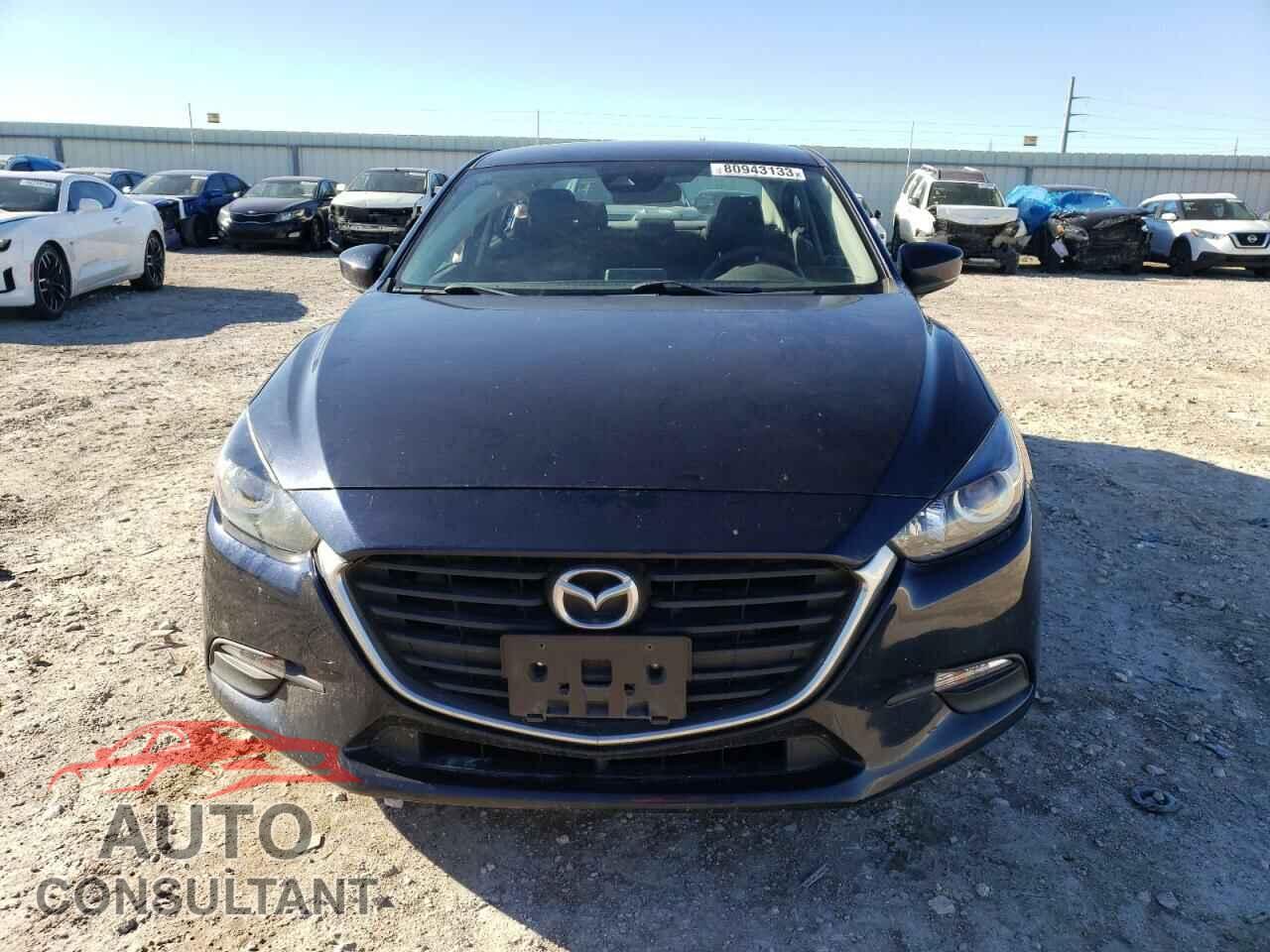 MAZDA 3 2018 - 3MZBN1U74JM219059