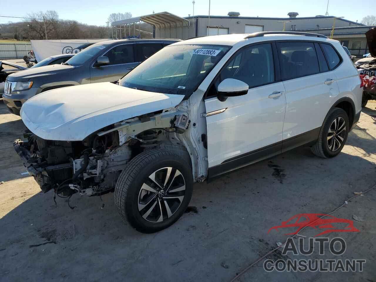 VOLKSWAGEN TIGUAN 2022 - 3VV1B7AX4NM080024