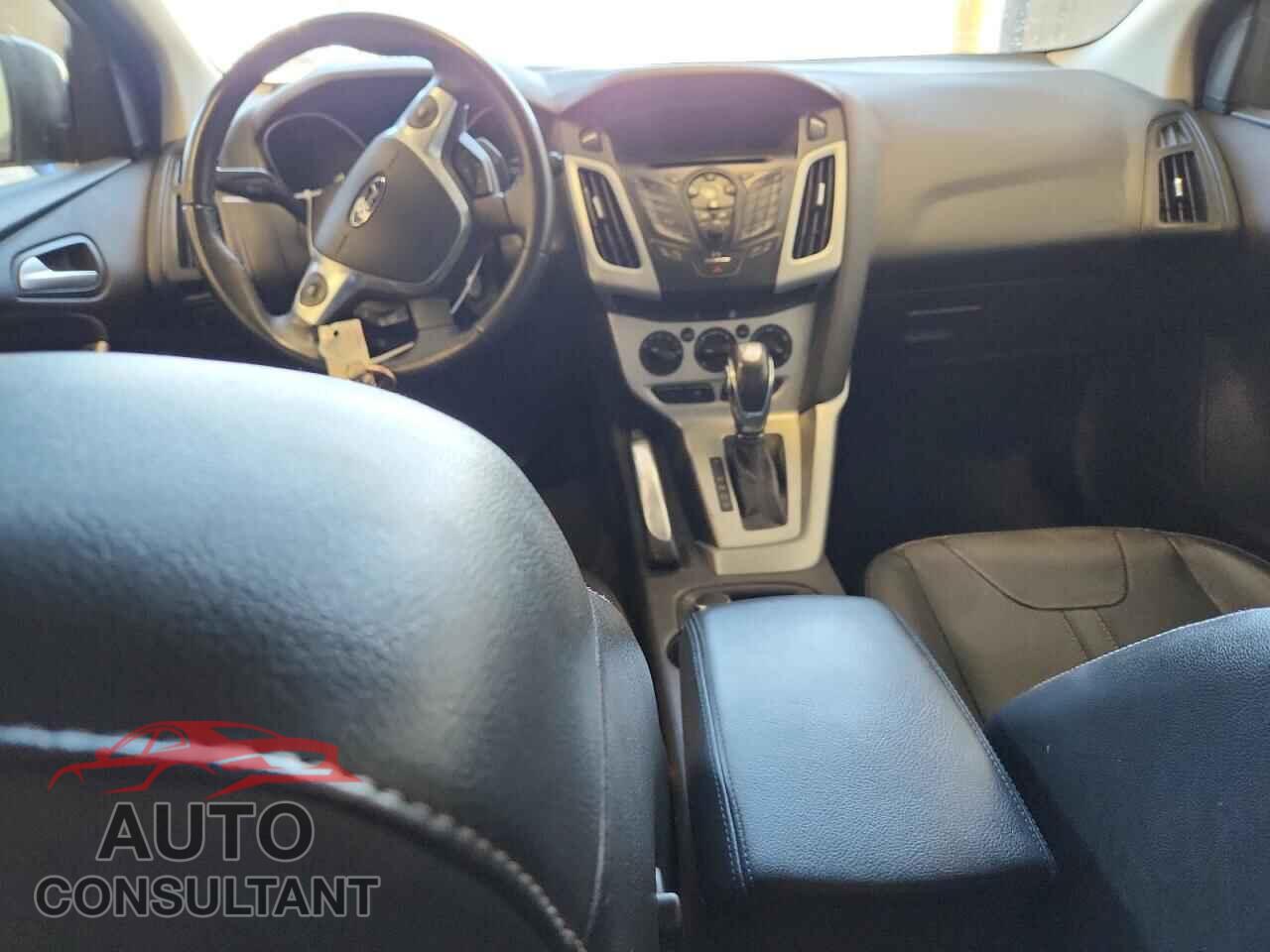 FORD FOCUS 2013 - 1FADP3K29DL254376