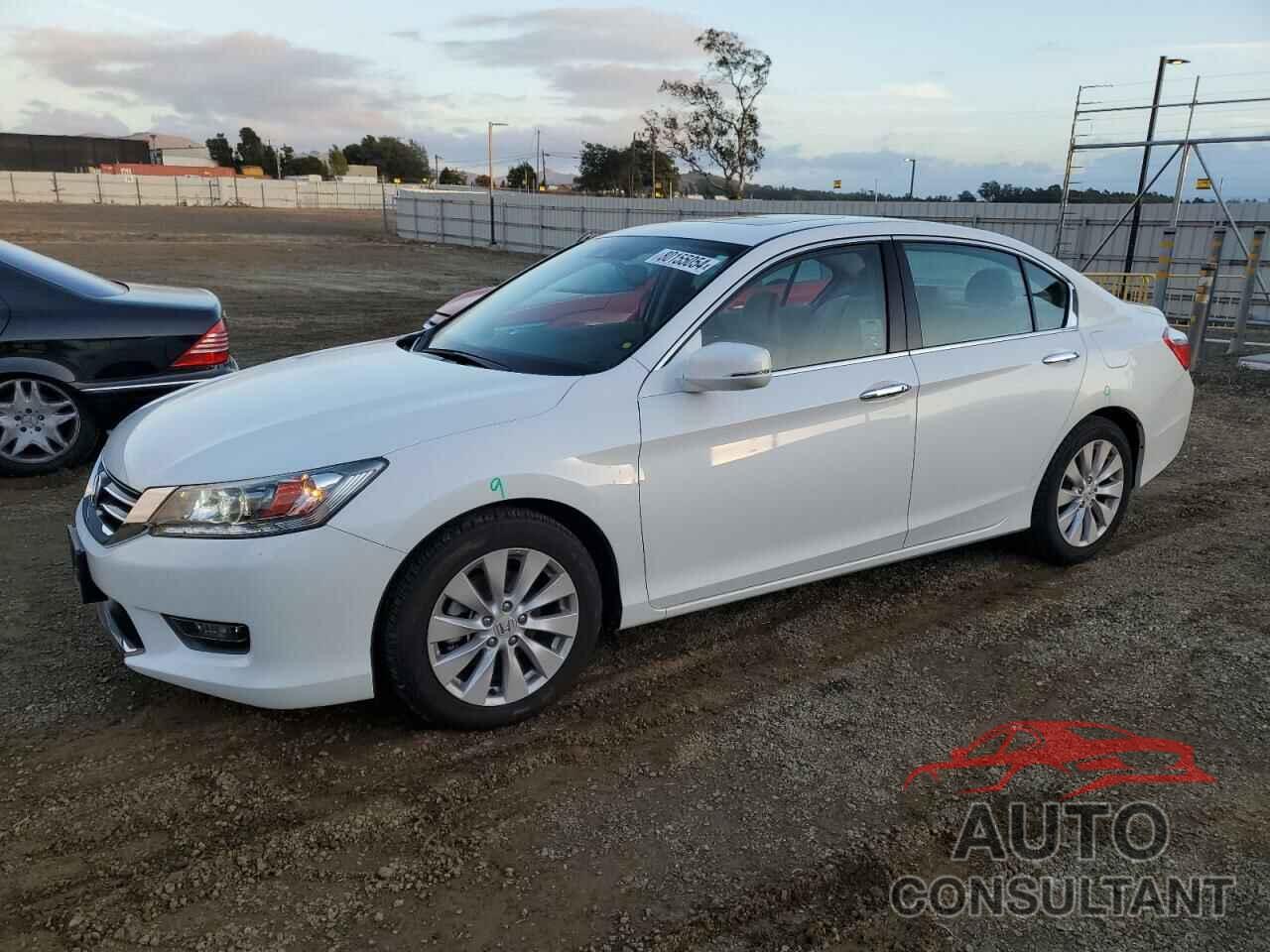 HONDA ACCORD 2015 - 1HGCR3F95FA012658