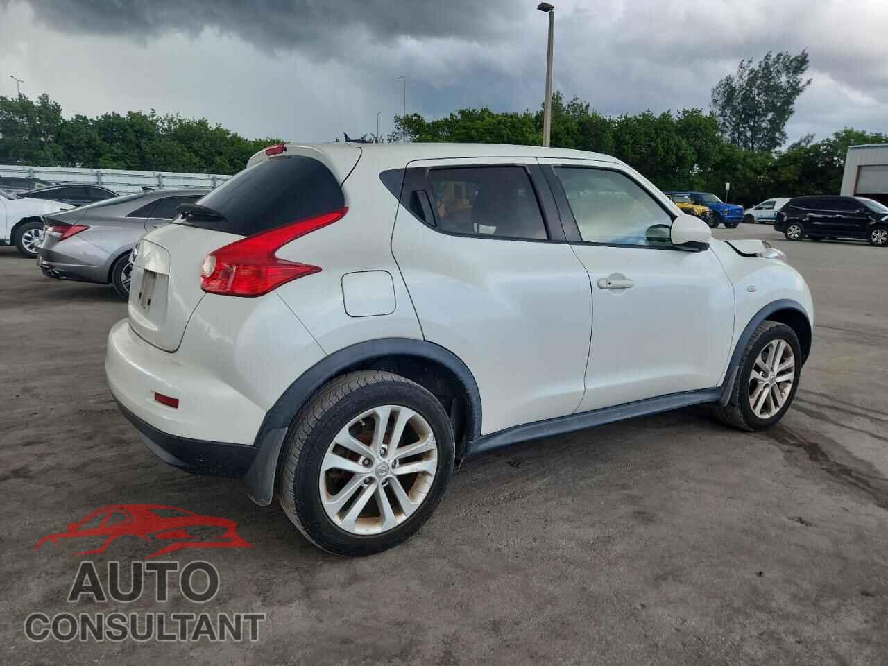 NISSAN JUKE 2013 - JN8AF5MR4DT215723