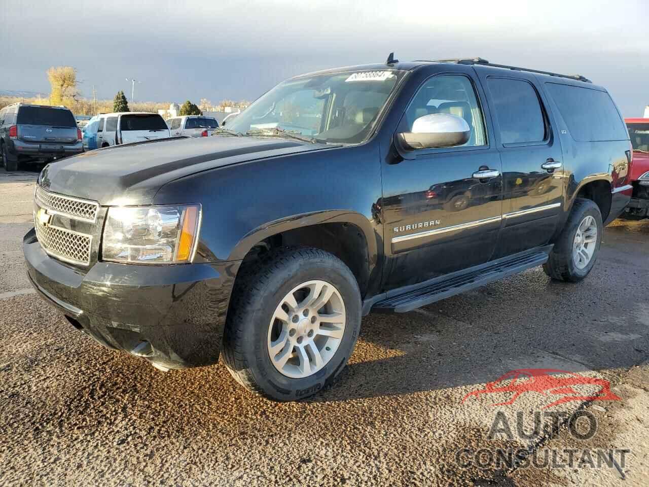 CHEVROLET SUBURBAN 2013 - 1GNSKKE78DR319188