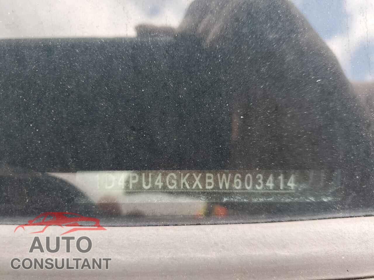 DODGE NITRO 2011 - 1D4PU4GKXBW603414