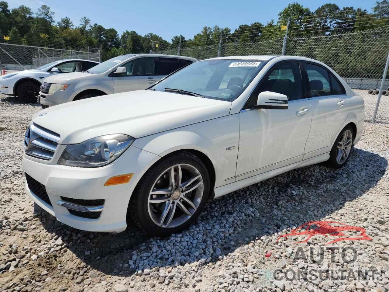 MERCEDES-BENZ C-CLASS 2012 - WDDGF4HB8CA651097