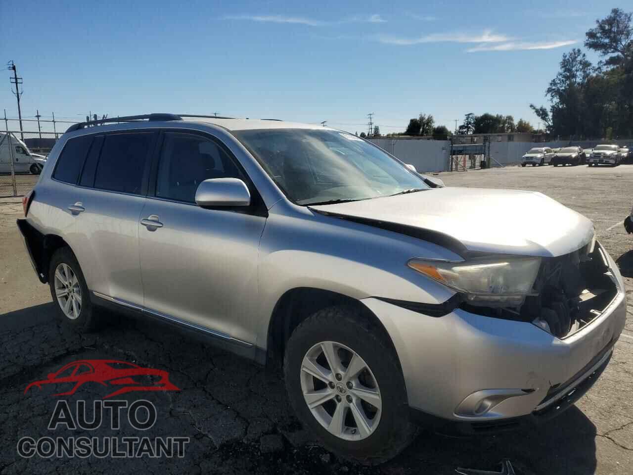 TOYOTA HIGHLANDER 2012 - 5TDBK3EH9CS150399